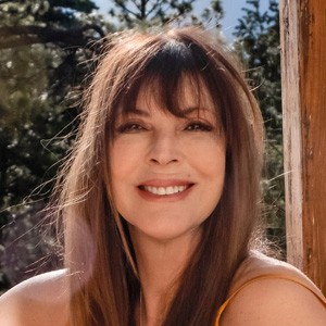 Carolyn Strong
